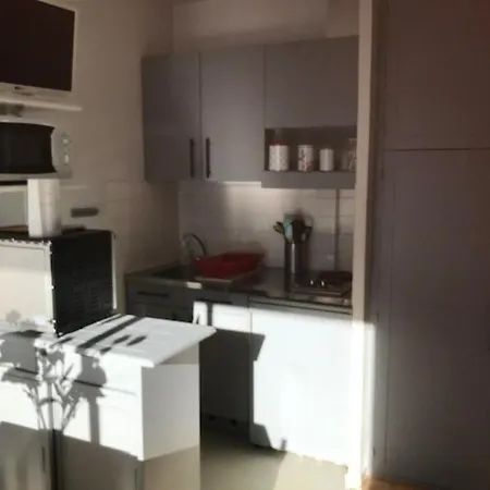 4 Pers - Pied Des Pistes - Parking Couvert - Balcon Sud - Tv - Animaux Ok - Fr-1-404-212 Апартаменты *